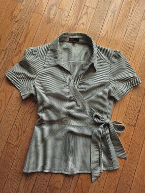 Forever 21 Cotton Wrap Blouse Y2K Slim Fit Size Large